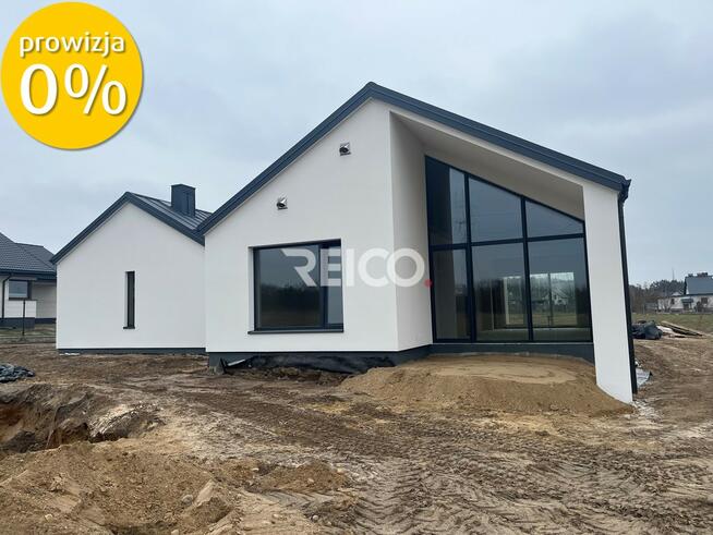 NOWOCZESNY, WYSOKI SALON, GARAŻ 29m2 duża działka