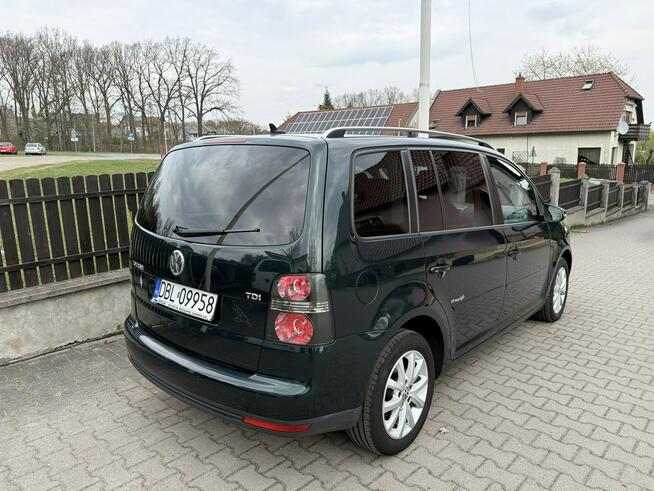 Volkswagen Touran 1,9 tdi autamat DSG ładny świeżo zarejestrowany