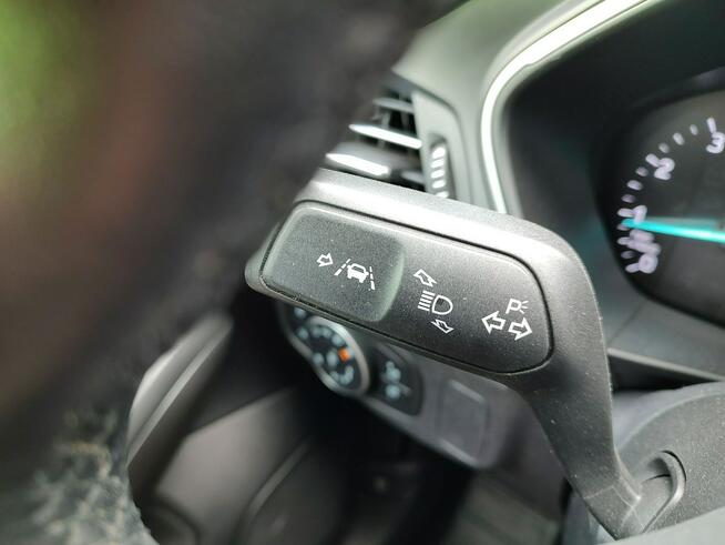 Ford Focus Trend Edition Business 1.0 EcoBoost 125 KM Kombi KY70160