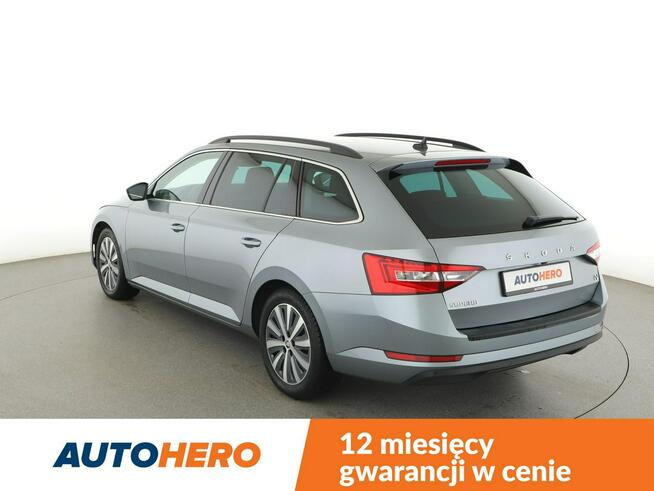 Škoda Superb PHEV automat virtual cocpit klima auto grzane fotele navikamera i czuj