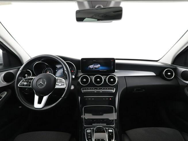 Mercedes C 220 automat multibeam półskóra navi klima auto grzane fotele kamera i czuj