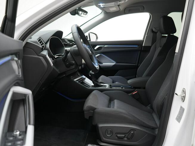 Audi Q3 35TFSI 150KM Stronic Kamera LED Side Assist Smartphone interface