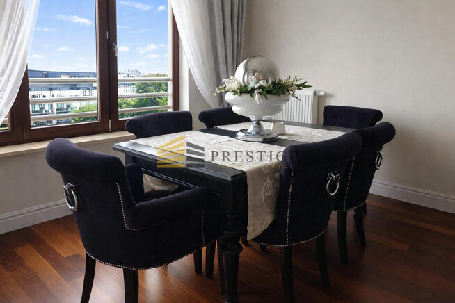 Luksusowy 4-pokojowy apartament na 12 piętrze