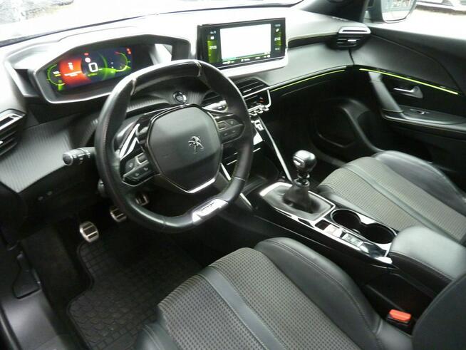 Peugeot 2008 GT-Line*1.2 Benzyna 131 Ps*Navi*Kamera*Grzana Półskóra*Asystenty*2xPDC