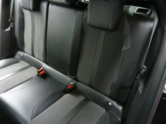 Peugeot 2008 GT-Line*1.2 Benzyna 131 Ps*Navi*Kamera*Grzana Półskóra*Asystenty*2xPDC