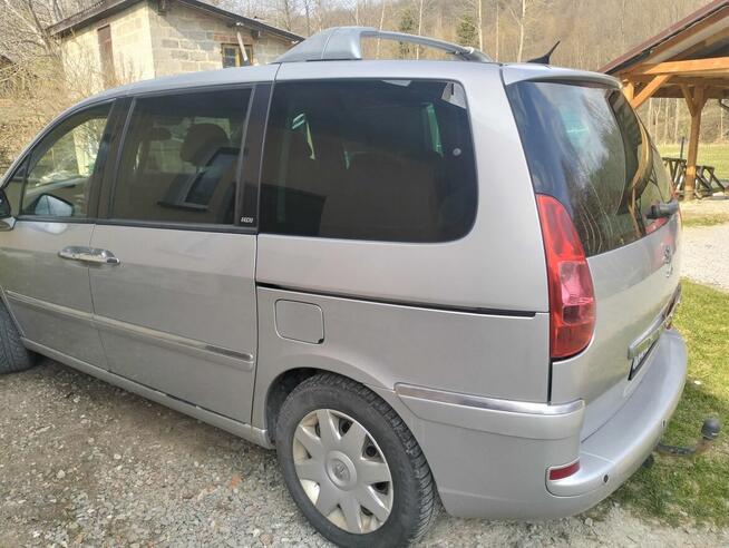 Peugeot 807