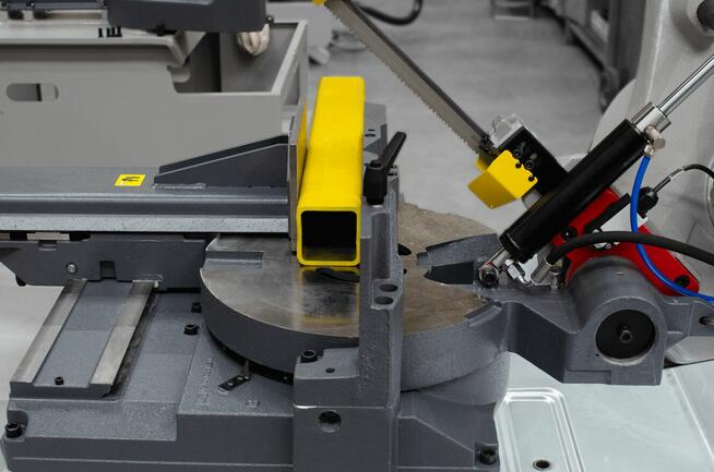Przecinarka taśmowa Bomar Ergonomic 320.258DG ręczna/grawita