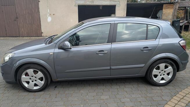 Opel Astra H 2004