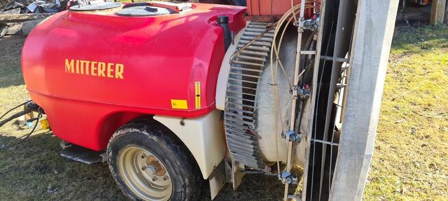 Opryskiwacz sadowniczy Mitterer 1000l