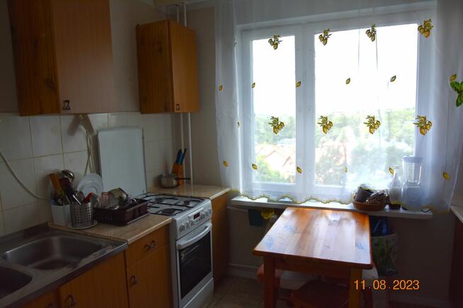 duży pokój dla kobiety; szybki dojazd do dworca i Rynku