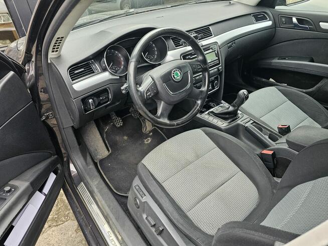 Skoda Superb 2010 diesel 2.0, uszkodzony silnik