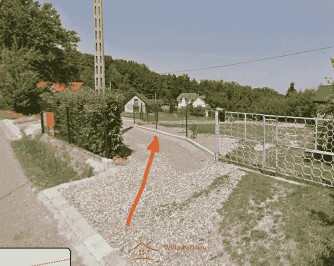 Dom-Rezydencja z ogrodem i z domem dla gości