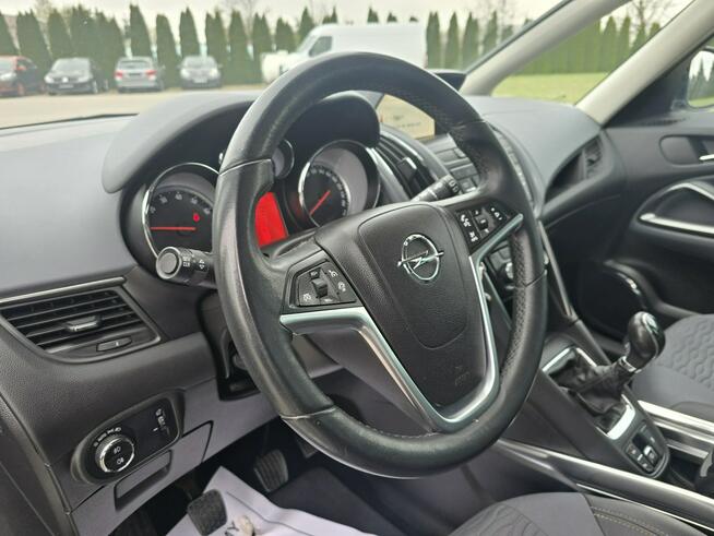 Opel Zafira 1,4Turbo Pół-Skóry.Klimatronic.Navi.Ledy.Tempomat.OKAZJA