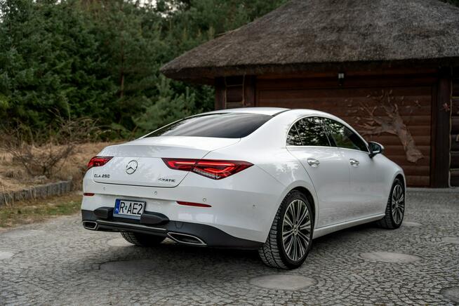 Mercedes CLA 250 4-Matic / 2.0 224KM / Panorama / Asystenci / Import USA / Cesja FV 23%