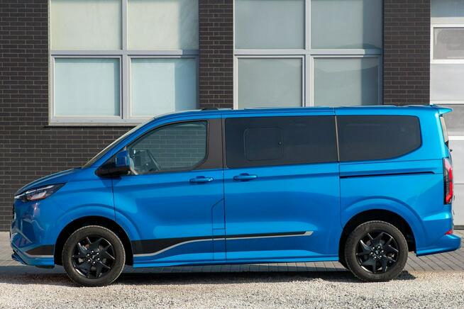 Ford Tourneo Custom SPORT 8-osób L1H1 2.5 PHEV | Jedyny w Polsce !!!