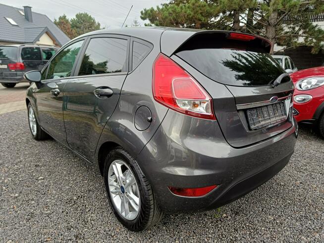 Ford Fiesta Podgrzewane fotele i Przednia szyba / Klimatyzcja