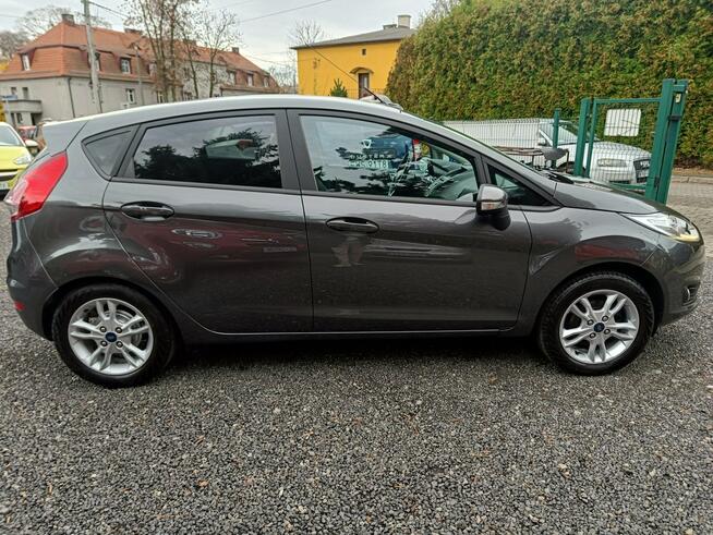Ford Fiesta Podgrzewane fotele i Przednia szyba / Klimatyzcja