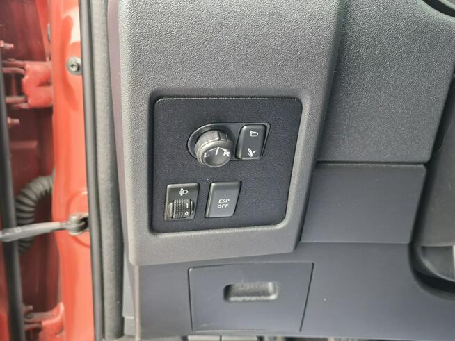 Nissan Qashqai Klimatronik PDC Tempomat Sensory Halogeny Komputer Alu