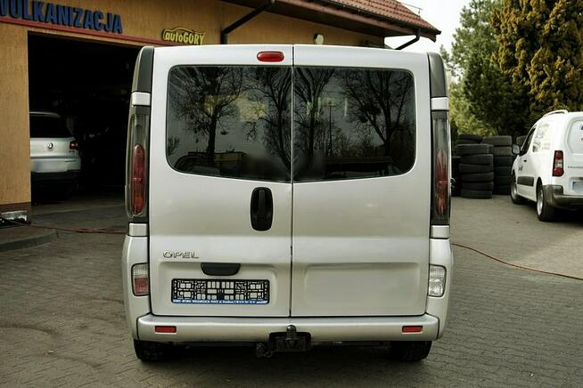 Opel Vivaro 1,9CDTI Klima, 6 osób, LONG, 2005r.