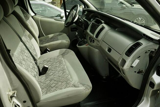 Opel Vivaro 1,9CDTI Klima, 6 osób, LONG, 2005r.