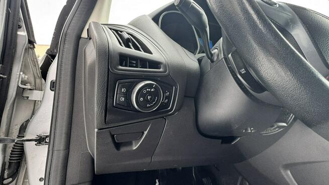 Ford Focus 1.6 diesel Titanium 115KM As. parkowania klima hatchback multifunkcja