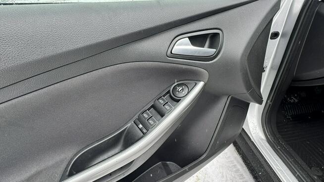 Ford Focus 1.6 diesel Titanium 115KM As. parkowania klima hatchback multifunkcja