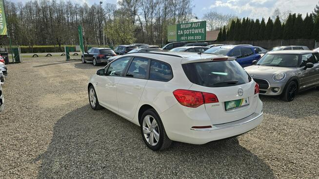Opel Astra Active, szyberdach, PDC, serwisowana