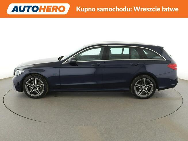 Mercedes C 300 FV23% PHEV multi beam LED skóra/alcantara el sterowane i grzane fotele