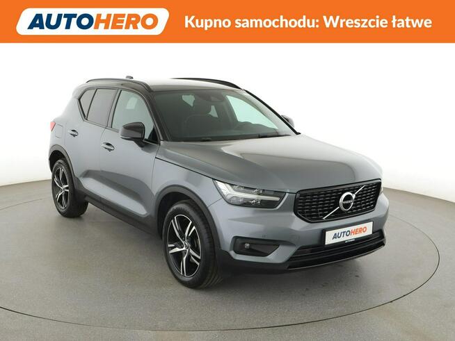 Volvo XC 40 automat full LED skóra/alcantara virtual cocpit navi klima auto czujni