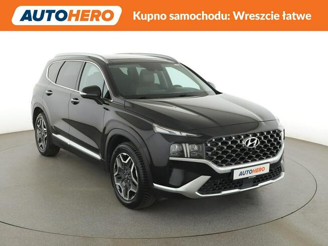 Hyundai Santa Fe 7 os. HEV automat skóra full LED panorama virtual cocpit navi klima au