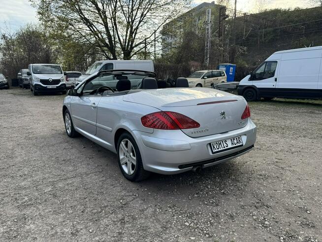Peugeot 307 CC 1.6i-16V-109km-2-Właściciel-Klimatonik-PDC-Komputer-Stan bardzo dobry