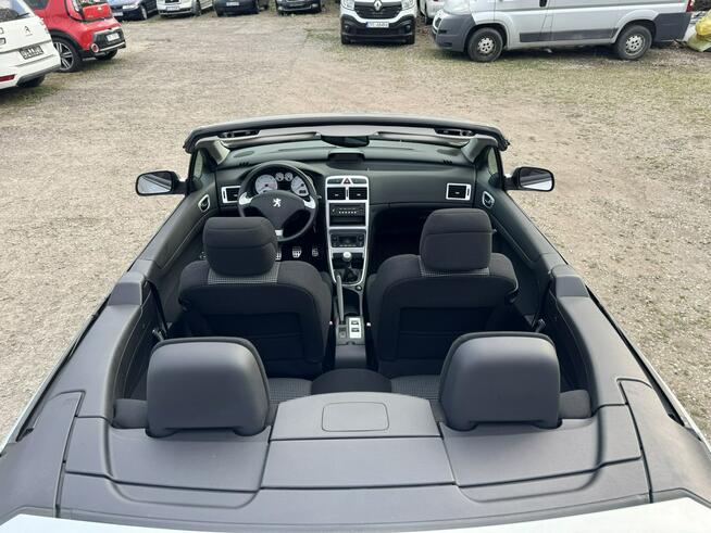 Peugeot 307 CC 1.6i-16V-109km-2-Właściciel-Klimatonik-PDC-Komputer-Stan bardzo dobry