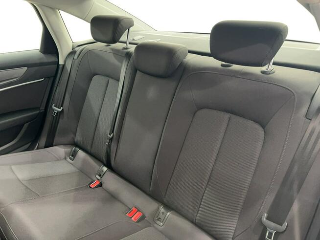 Audi A6 Limousine 40 TDI mHEV S tronic Sedan