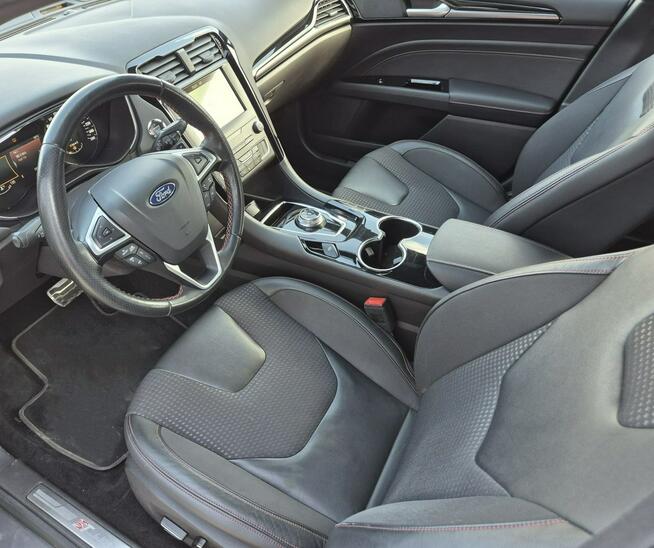 Ford Mondeo Bezwypadkowy serwis rok gwarancji