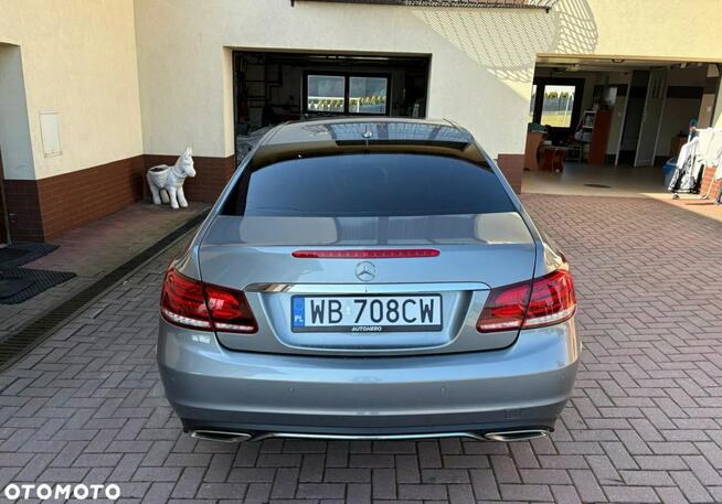Mercedes E 250