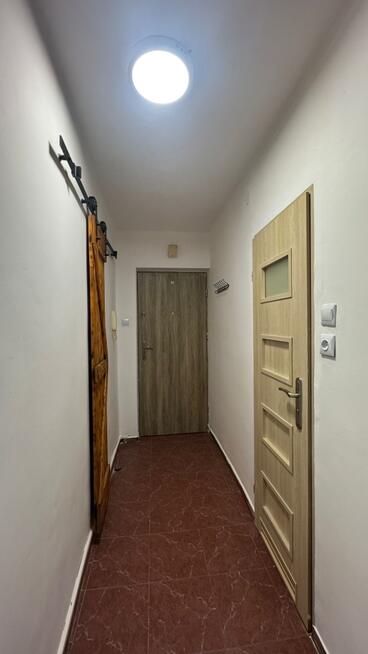 2 oddzielne pokoje do odświeżenia - ul. Smolenia 2a