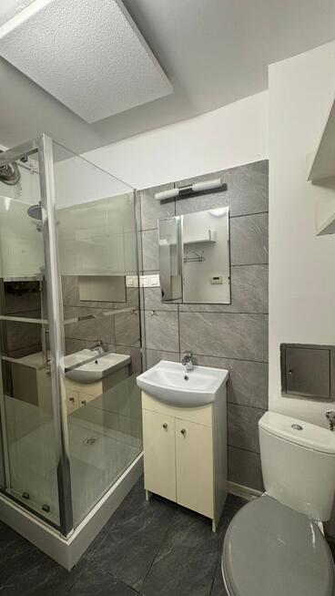 2 oddzielne pokoje do odświeżenia - ul. Smolenia 2a