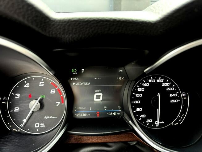 Alfa Romeo Stelvio 2.0 Turbo Super Q4 Kamera Pamięci Grzana Kierownica LED Xenon
