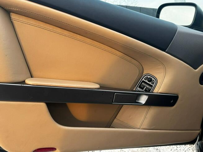 Aston Martin DB9 / Drugi właściciel / Nawigacja / Tempomat / Pamięć foteli / FV marża