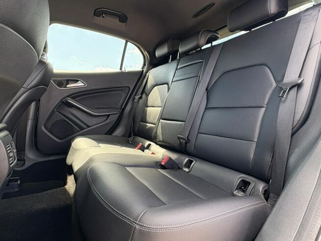 Mercedes GLA 250 Tempomat / Czujniki parkowania / Key less / Podgrzewane fotele / FV23%