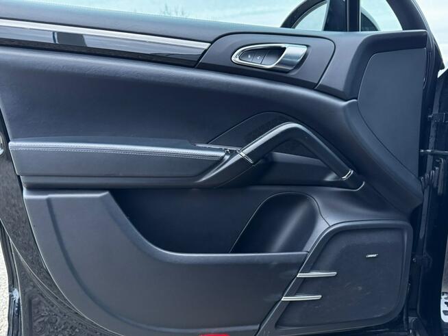 Porsche Cayenne Salon Polska / Pneumatyka / Platinium Edition / BOSE / FV 23%
