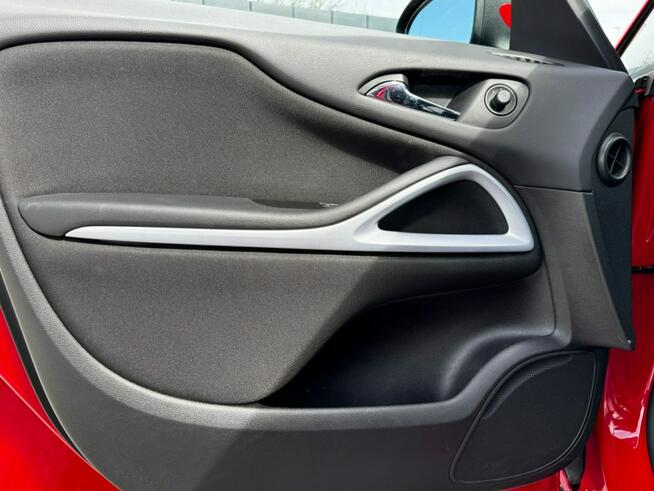 Opel Zafira Serwis ASO / Tempomat / Bluetooth / Podgrzewane fotele / FV 23%