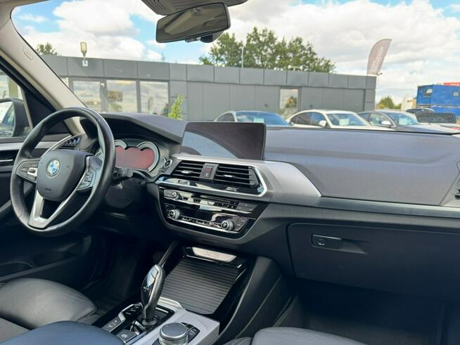 BMW X3 Tempomat / Nawigacja / Podgrzewane fotele / Asystent uwagi / FV marża