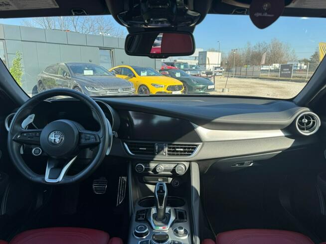 Alfa Romeo Giulia Panorama / Harman&Kardon / Asystent pasa / Key less / FV marża