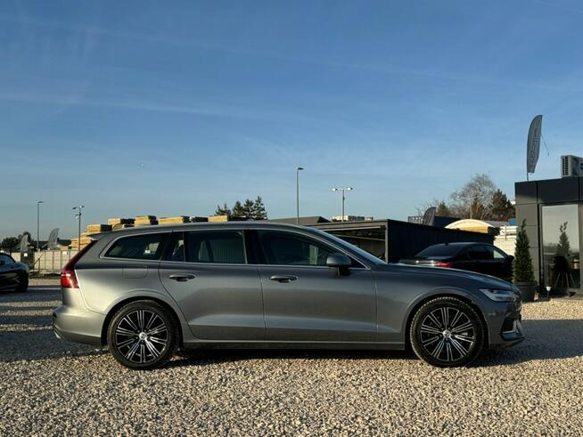 Volvo V60 Bezwypadkowy / Drugi Właściciel / Panorama / LED / Nawigacja /FV Marża