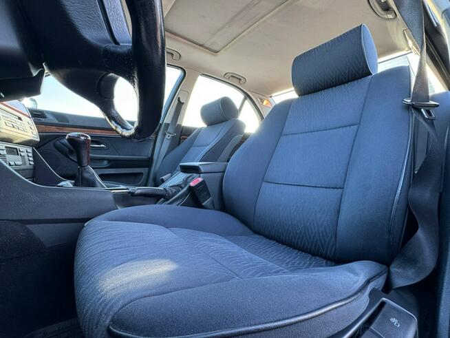 BMW 525 Drugi Właściciel / Szyberdach / Czujniki Parkowania / Ksenon /FV Marża