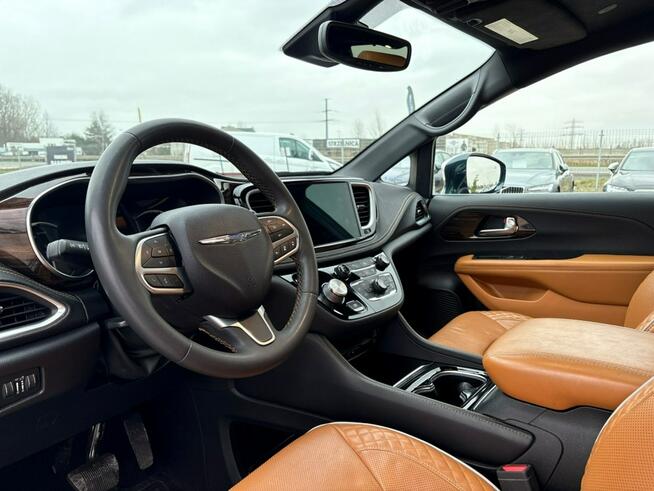 Chrysler Pacifica Pinnacle / Aktywny tempomat / / Panorama / Asystent pasa / FV marża
