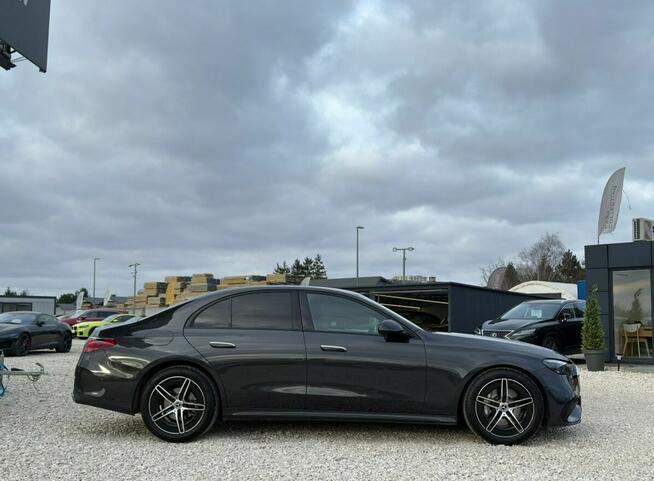 Mercedes E 220 Bezwypadkowy / Aktywny tempomat / Key less / Asystent pasa / FV marża