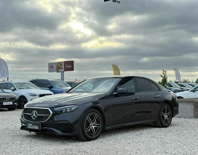 Mercedes E 220 Bezwypadkowy / Aktywny tempomat / Key less / Asystent pasa / FV marża