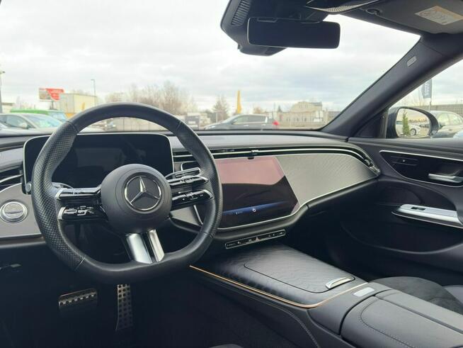 Mercedes E 220 Bezwypadkowy / Aktywny tempomat / Key less / Asystent pasa / FV marża